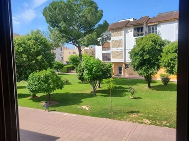 Piso en  Avenida de los Almogávares 1 - Foto 1