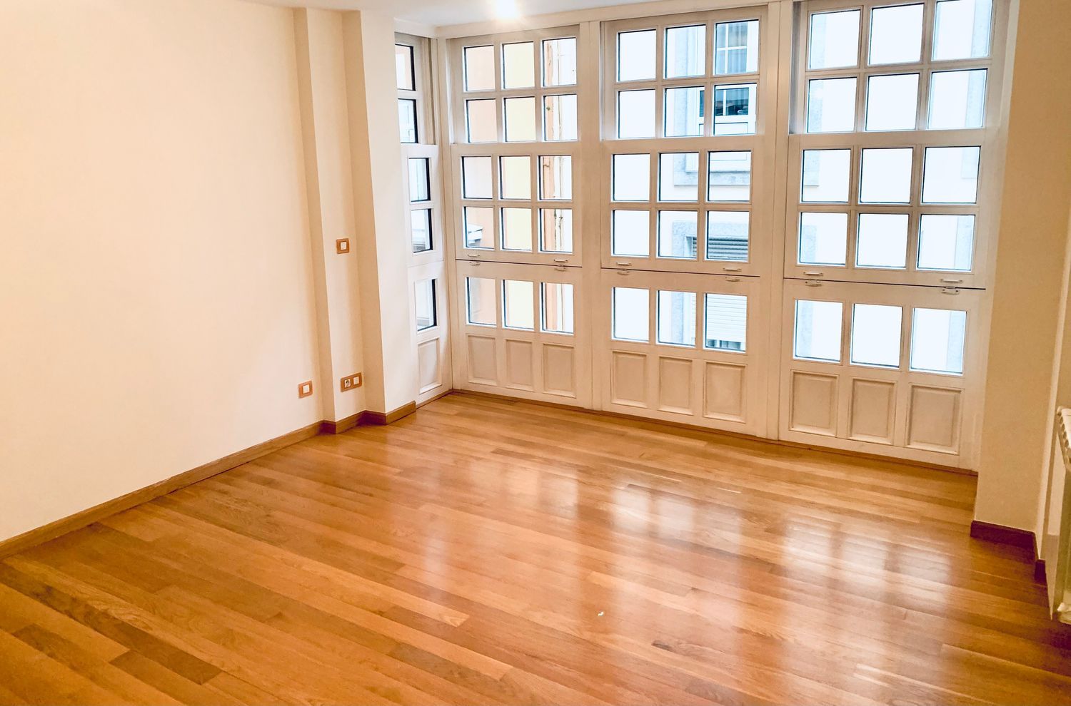 Piso en calle Varela Silvari, 4 - Foto 1