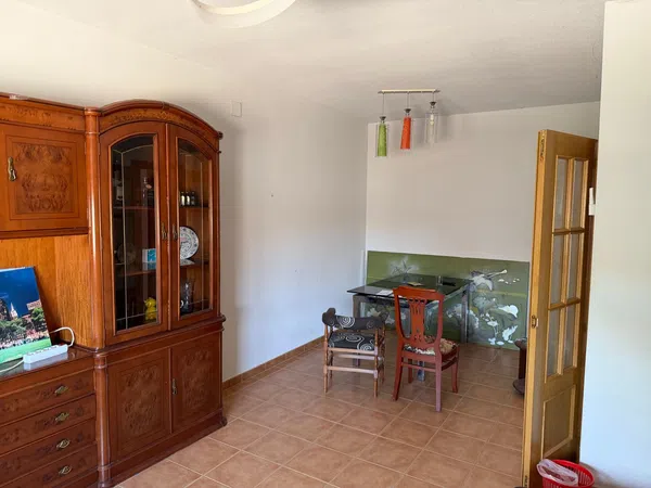 Chalet adosado en Polan - Foto 12