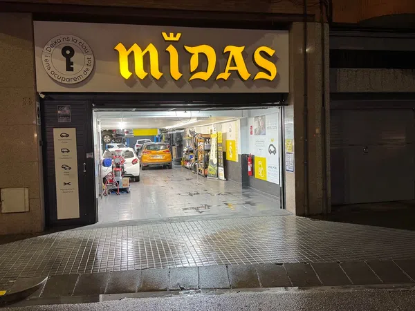 Local en Taller en Calle d'Antoni Forrellad, 38, Can Puiggener - Foto 1