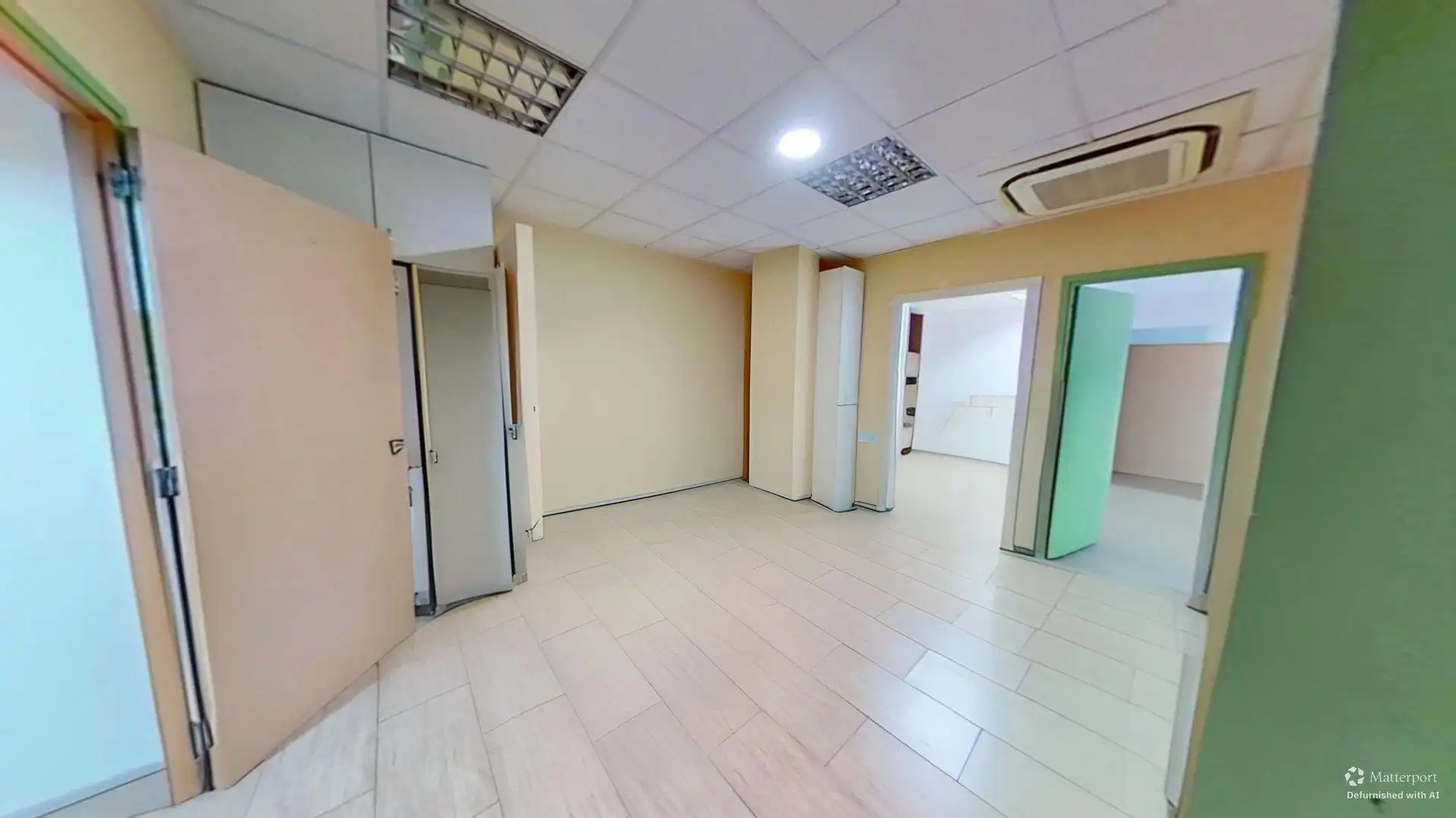 Local comercial en  Carrer SARAJEVO - Foto 17