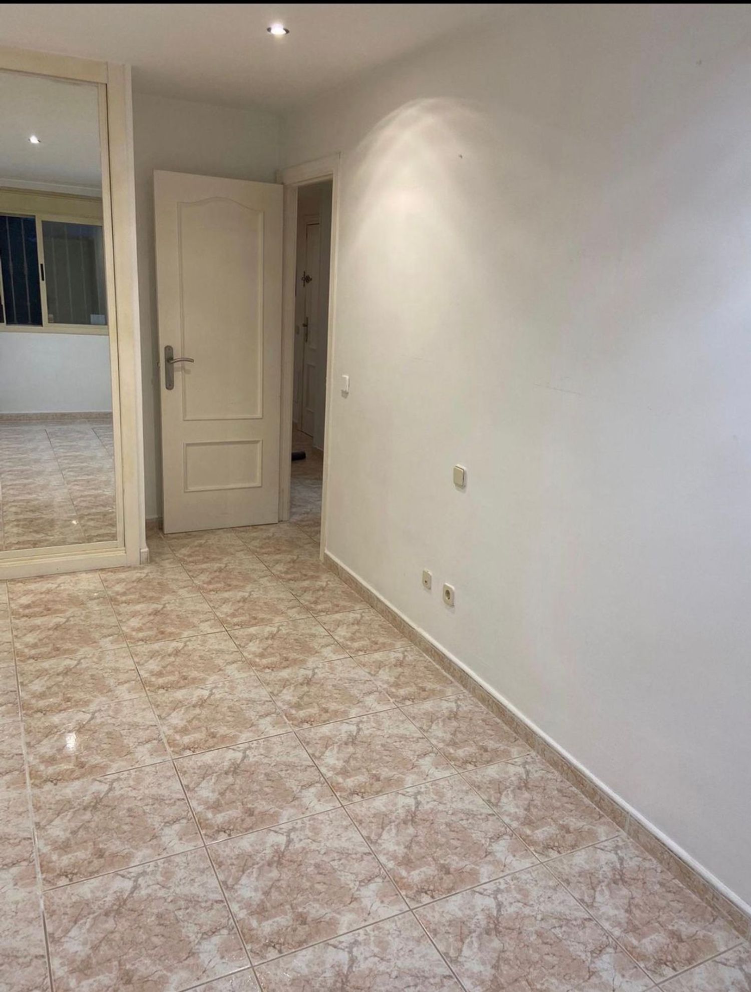 Piso en Calle del Rosario, 63 bajo a - Foto 7
