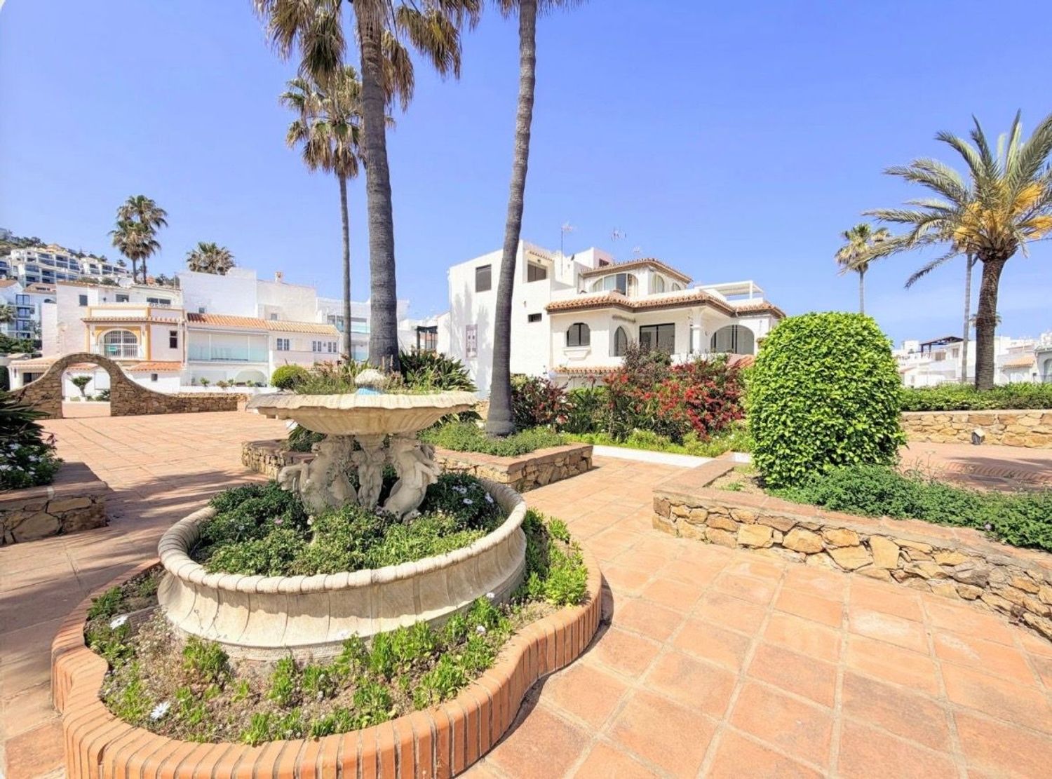 Chalet adosado en Urbanización Playa Paraíso, 131 - Foto 4