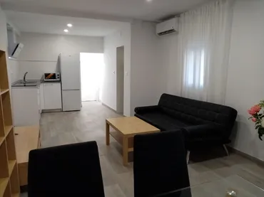 Casa adosada en  Calle Feliciana Enríquez 23 - Foto 3