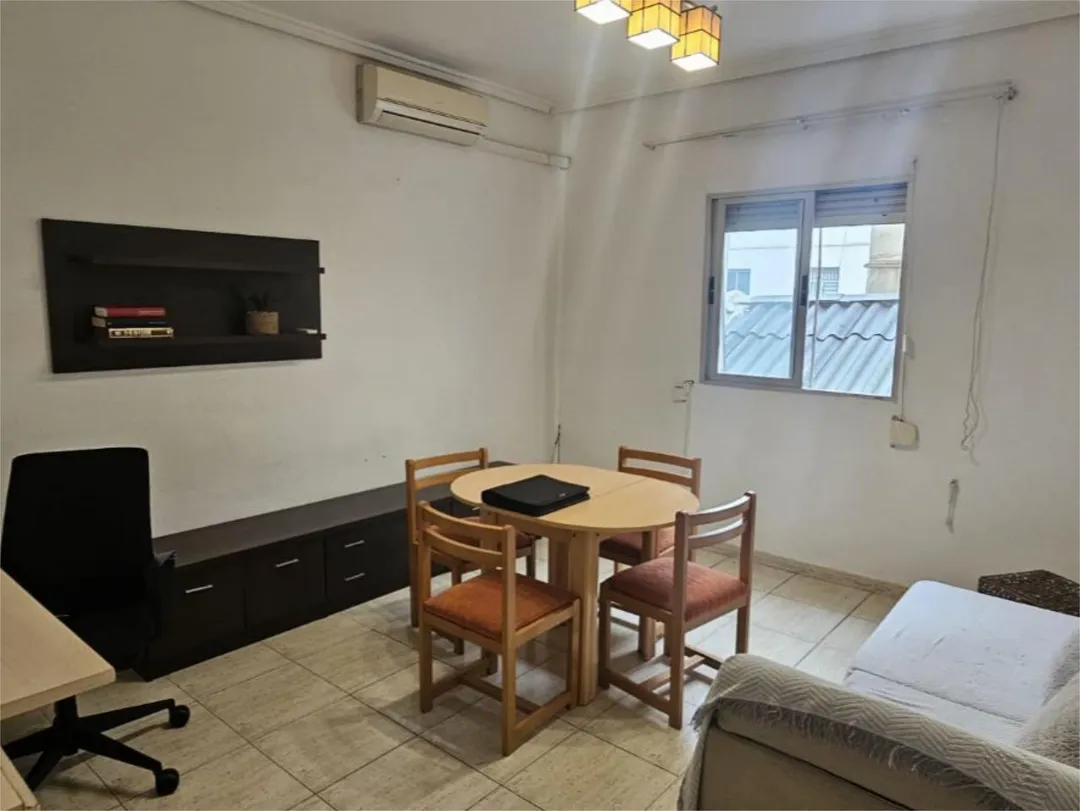 Piso en  Carrer de Cieza 6 - Foto 1