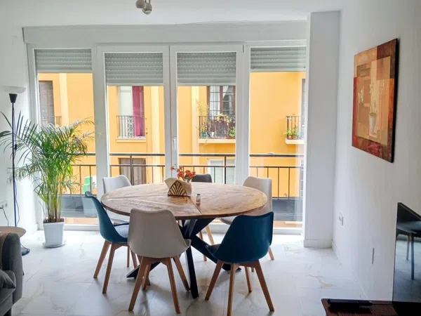 Piso en calle Mármoles, 66