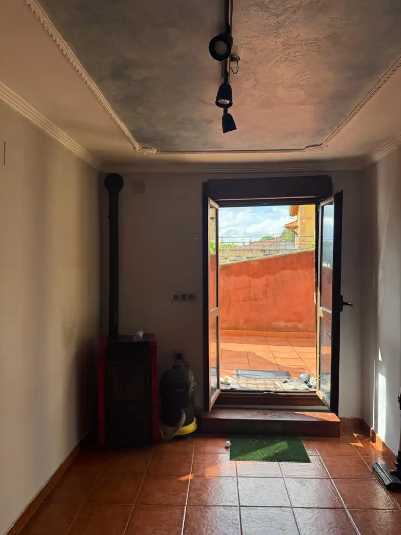 Casa adosada en  Calle la Campa 47 - Foto 4