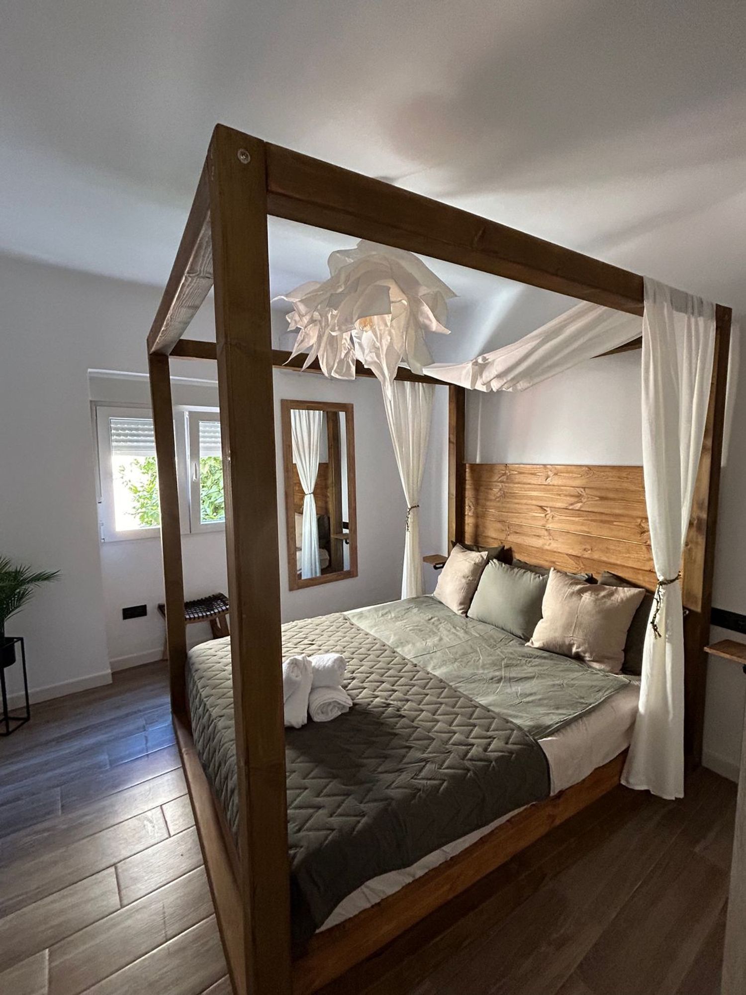 Piso en calle Azor, 1