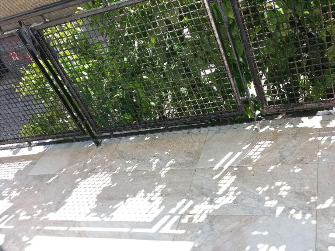 Piso en  Calle Calzada del Arroyo 6 - Foto 8