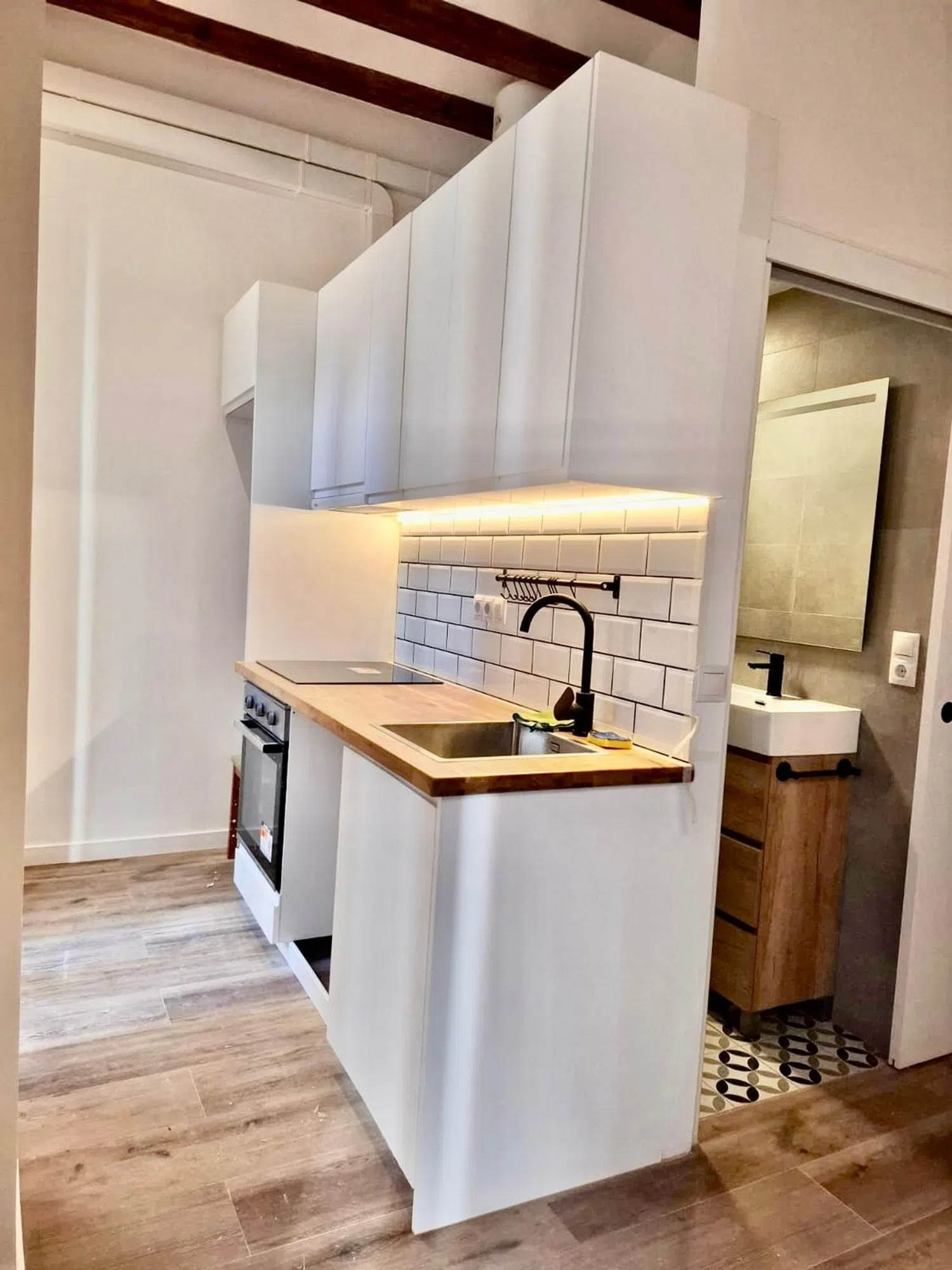 Estudio en calle de les Hortes, 22 - Foto 4