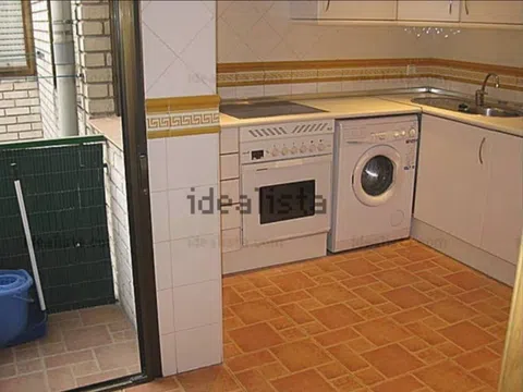 Piso en calle Juan de la Cierva, 25