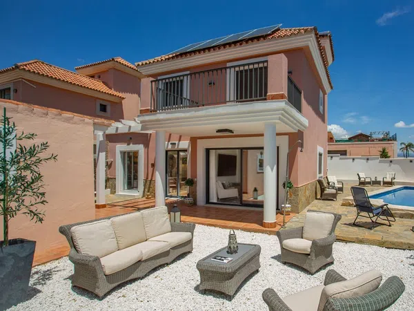 Casa o chalet independiente en San Luis de Sabinillas - Foto 1
