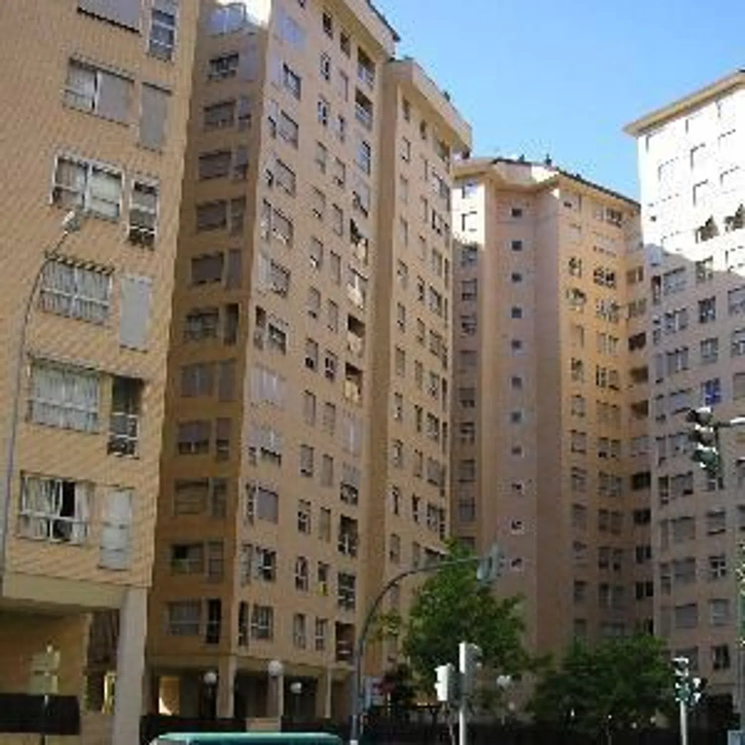 Piso en avenida de l'Escriptor Rafael Ferreres, 4 - Foto 1