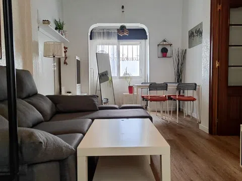 Piso en calle Emilio Prados, 25 - Foto 1