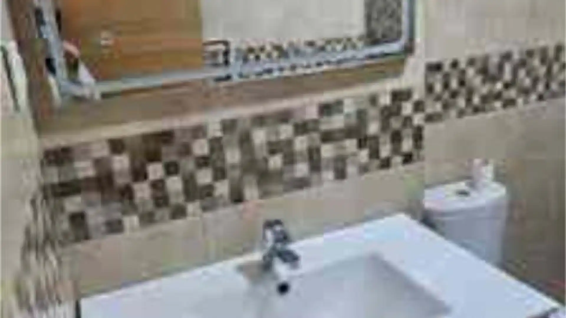 Piso en barrio - Foto 3