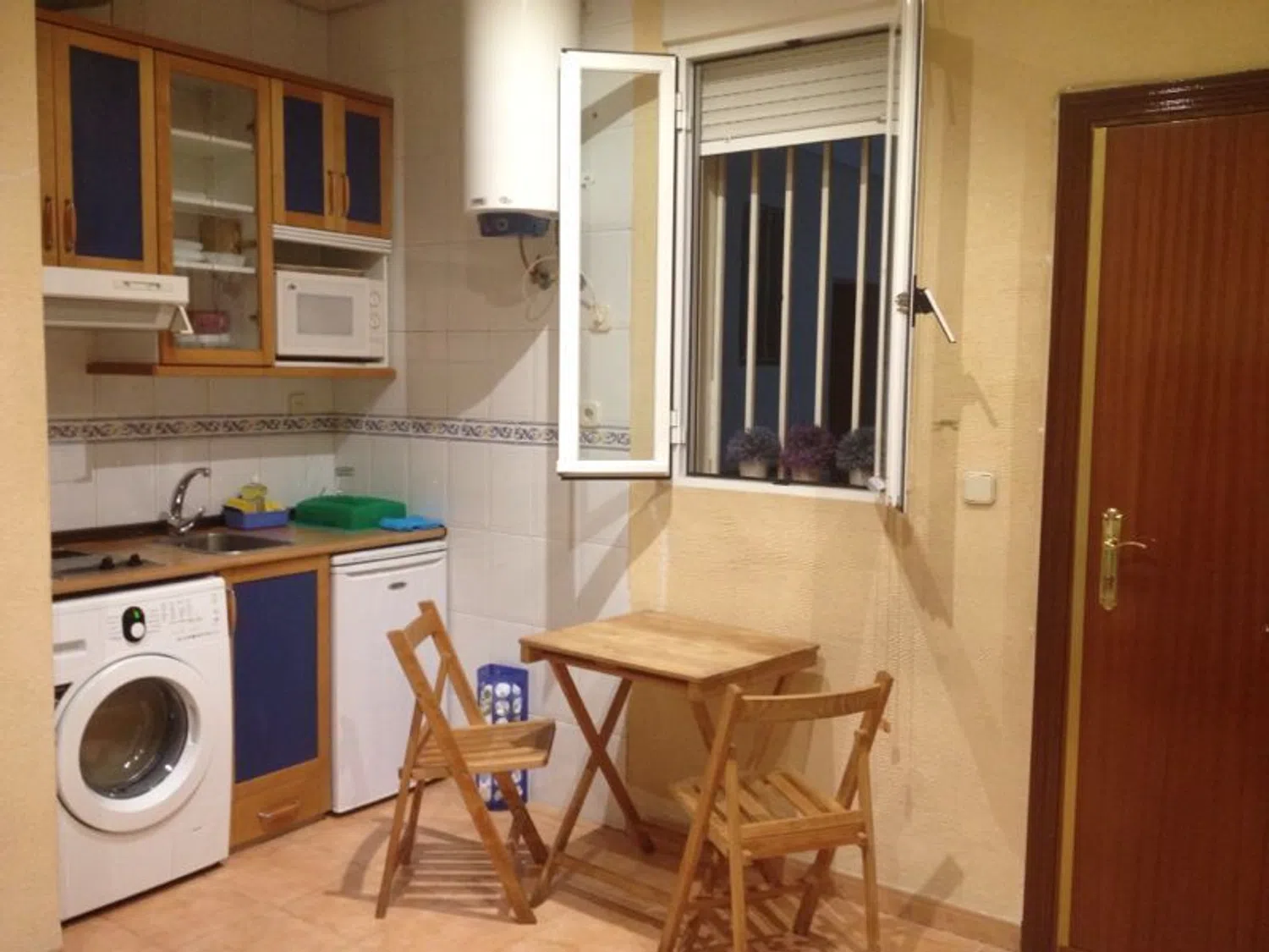 Estudio en calle de Fernández de los Rios, 11 - Foto 1