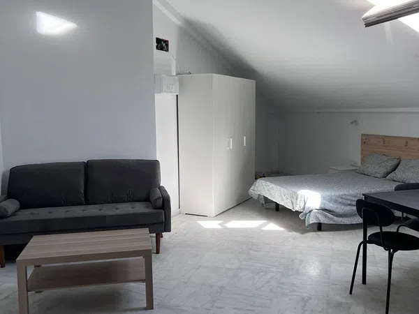 Estudio en Calle Benavente, 14 - Foto 4