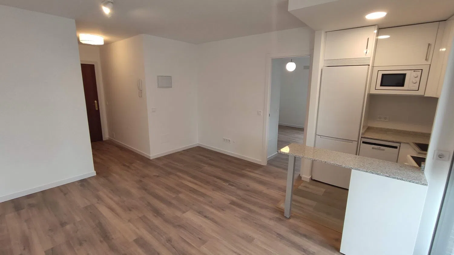 Piso en avenida de Alberto de Alcocer, 41 - Foto 8