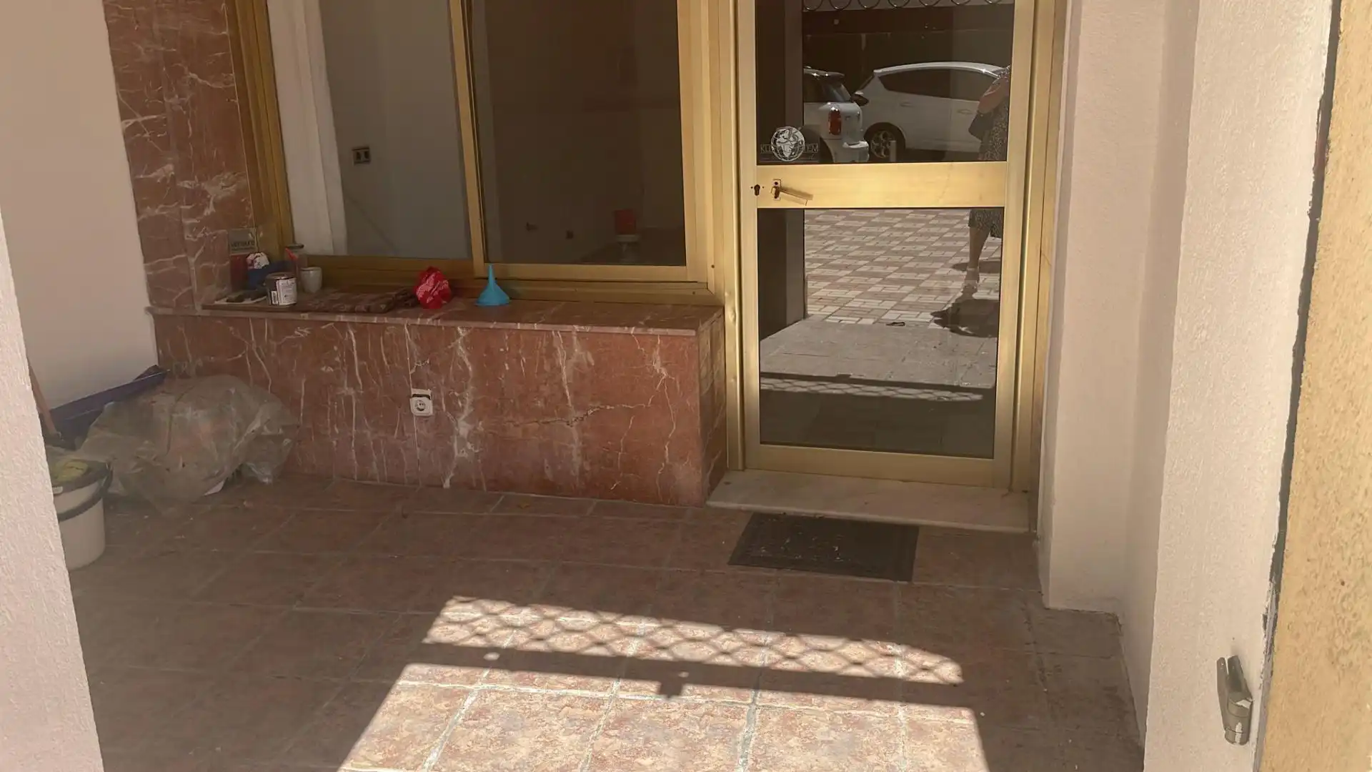 Local comercial en  Calle de Ramón Gómez de la Serna 4-7 - Foto 5