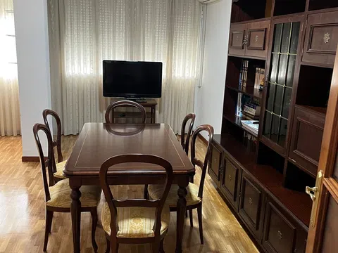 Piso en calle de la Virgen del Coro, 7