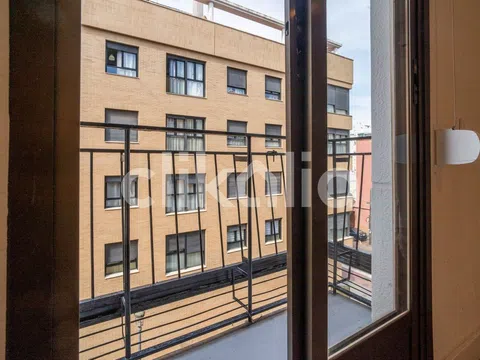 Piso en calle de la Serra d'Agullent - Foto 4