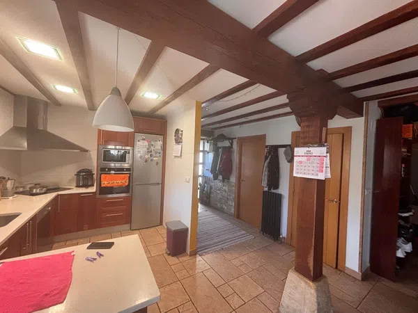 Chalet adosado en Lugar Barrio Bernales, 13 a - Foto 2