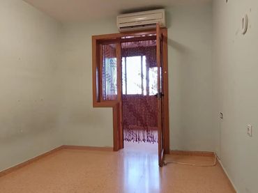 Piso en  Avenida José María Hernández Mata 6 - Foto 9