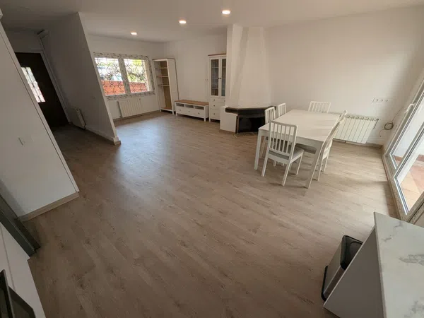 Chalet adosado en La Plana, La Plana - Foto 1