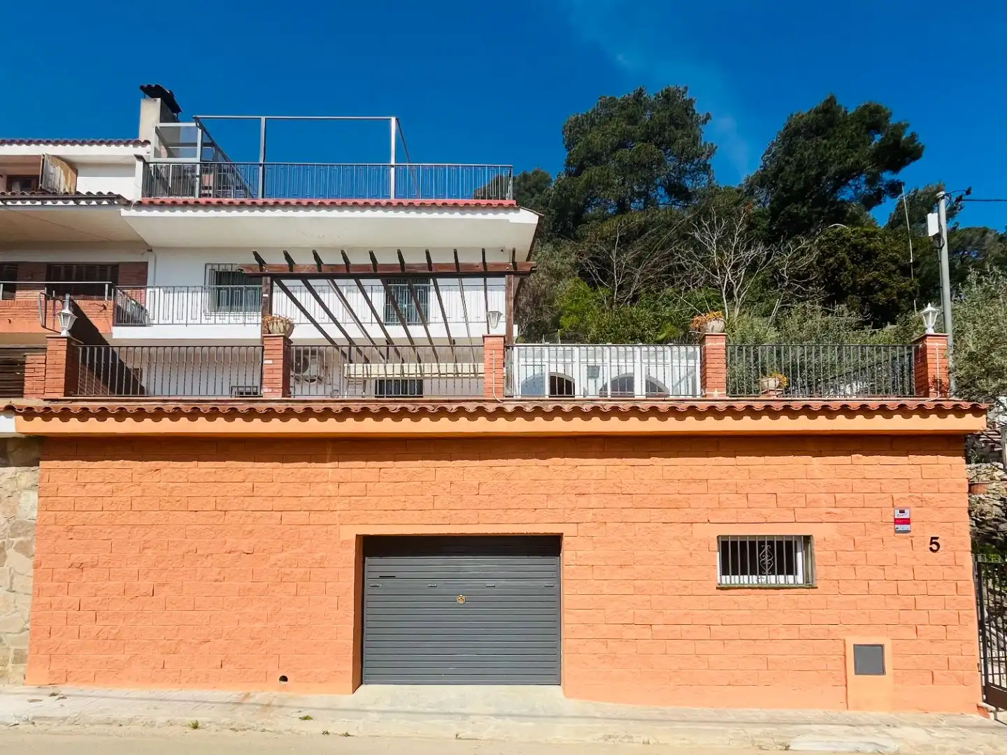 Chalet en  Carrer del Montseny 5 - Foto 3
