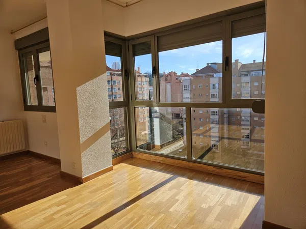 Piso en paseo de la Florida, 24 - Foto 1