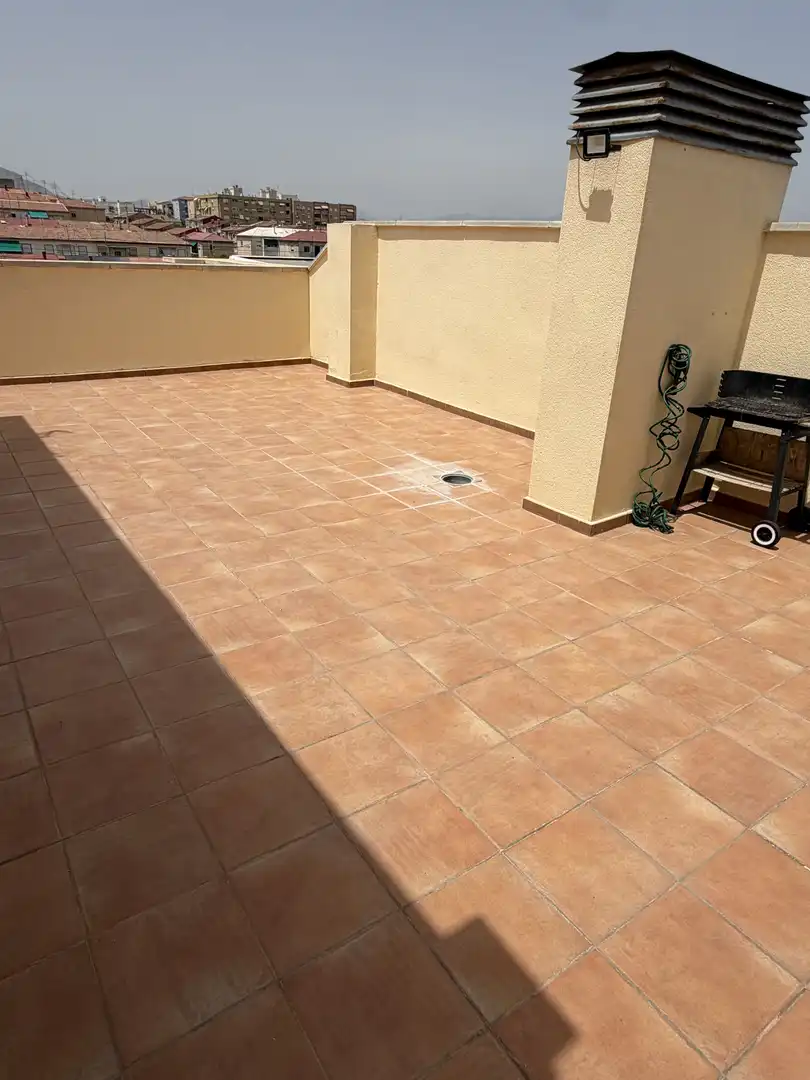 Piso en  Carrer Eduardo Langucha 15 - Foto 17