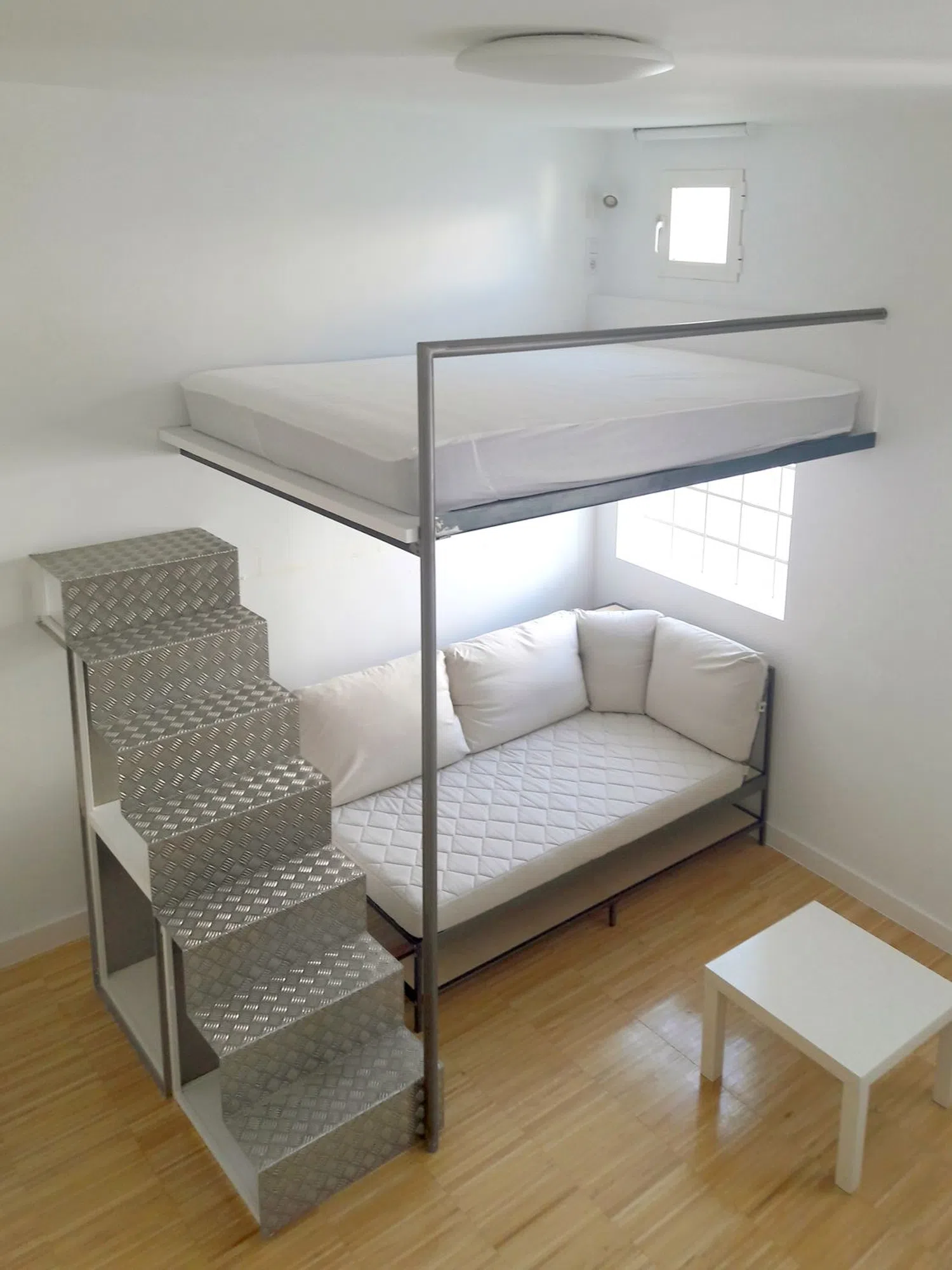 Estudio en calle de la Primavera, 9 - Foto 1