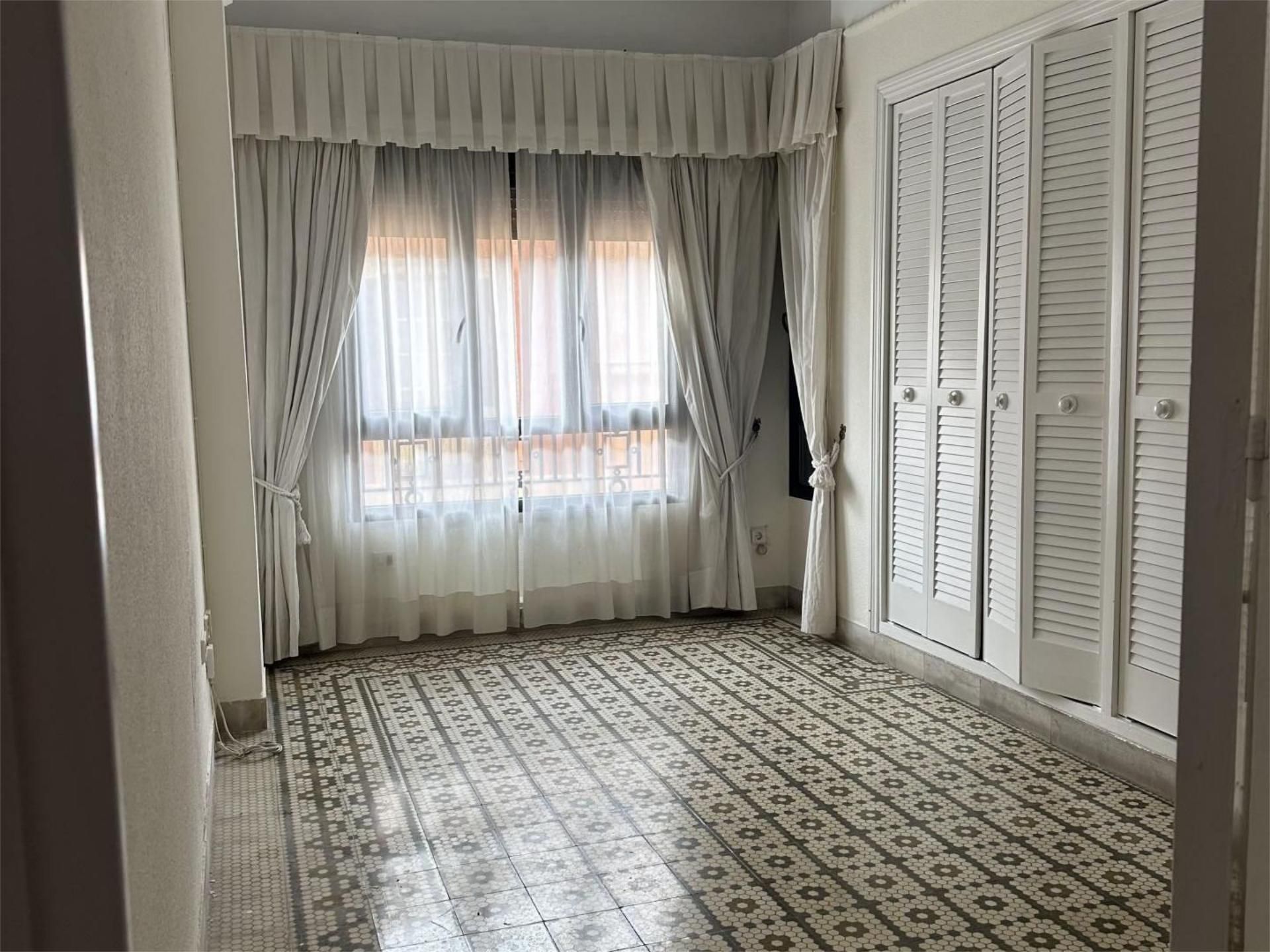 Piso en  Calle Afligidos 2 - Foto 2