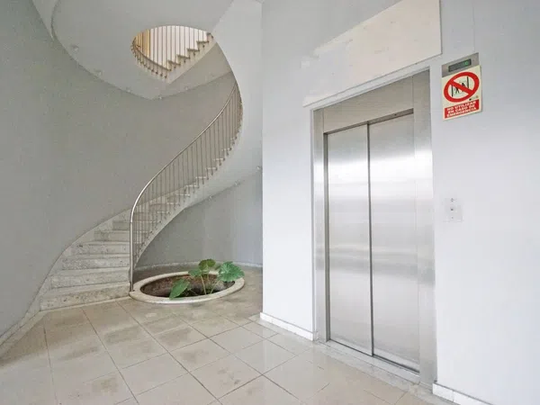 Nave en Calle Arquímedes - Foto 46