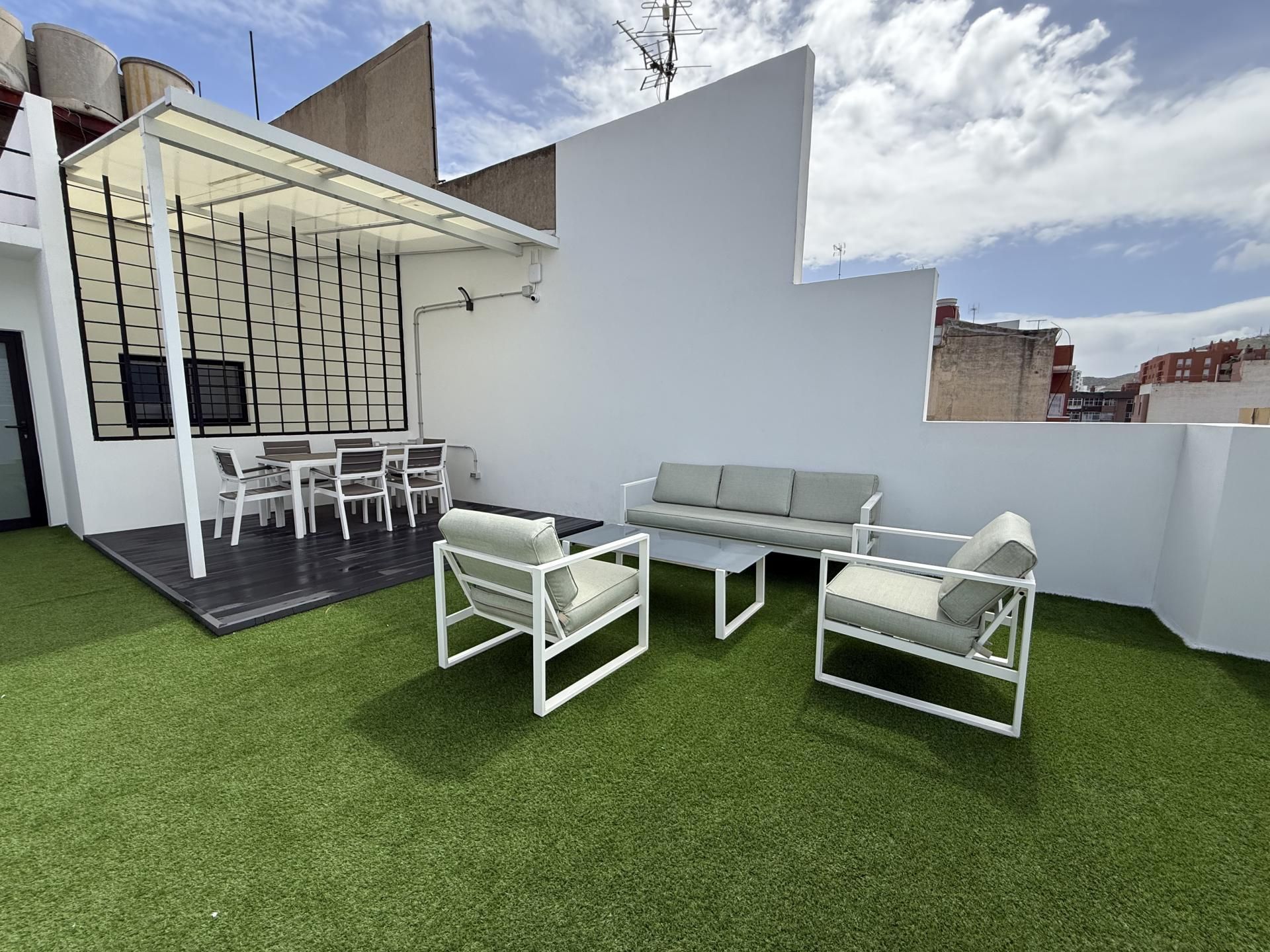 Piso en  Calle Salvador Calderón 10 - Foto 1