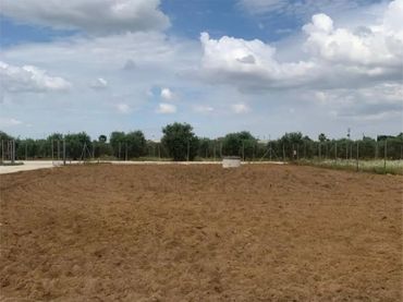 Finca rústica en  Carretera La Puebla de Cazalla 2 - Foto 1