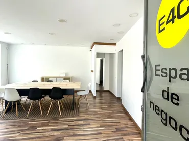 Local comercial en  Avinguda de Burgos 1 - Foto 4