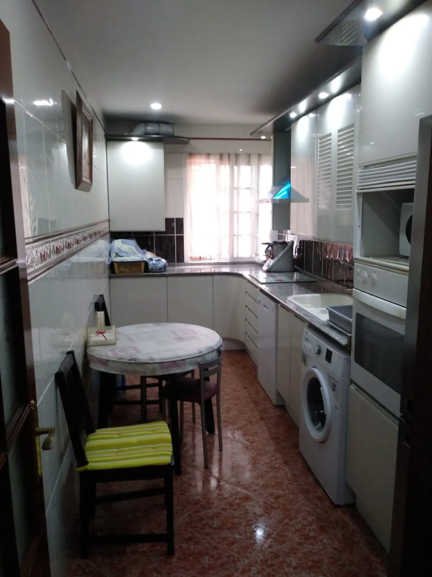 Piso en calle Amador de los Ríos, 15 - Foto 2