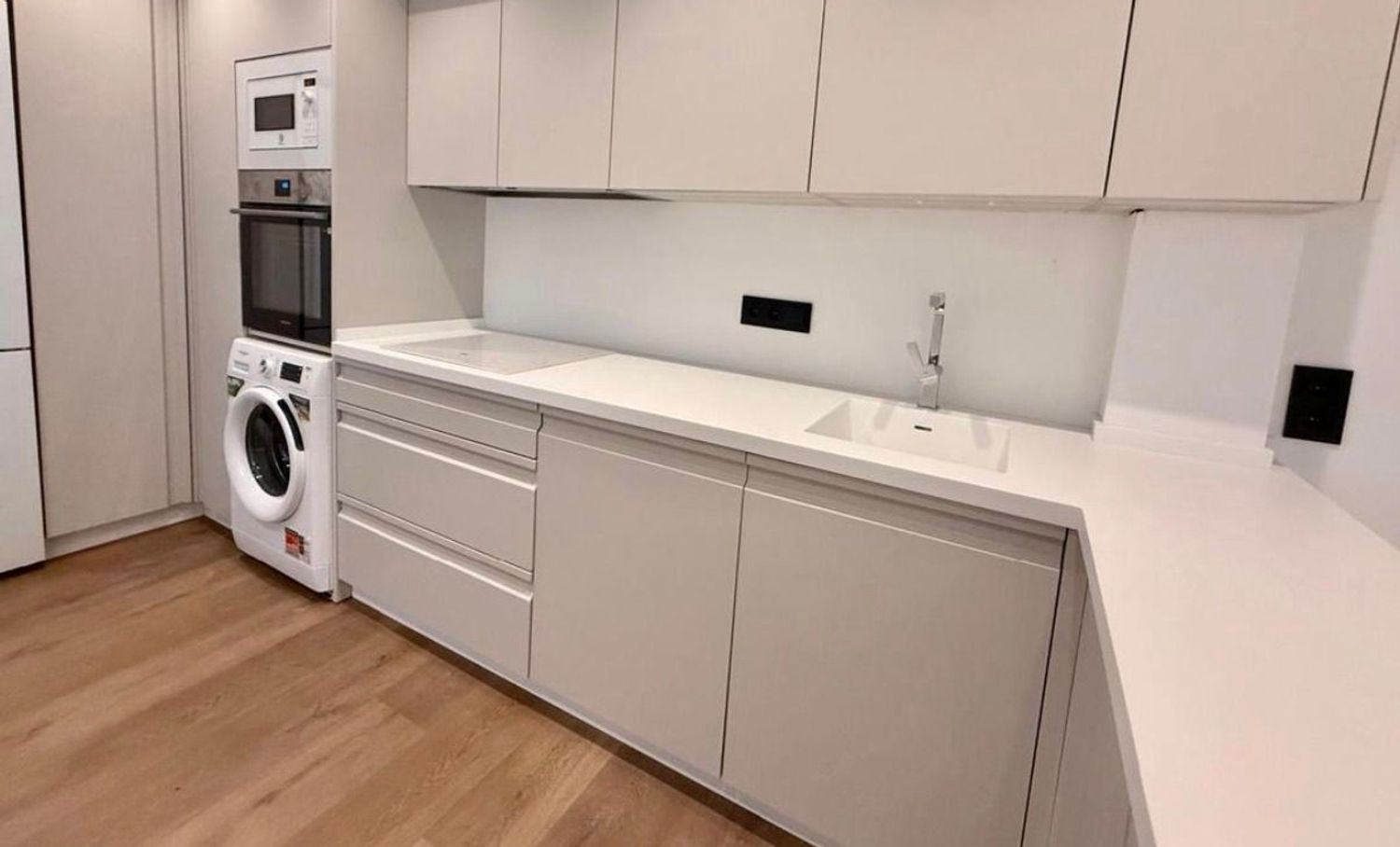 Piso en calle de la Reina, 171 - Foto 6