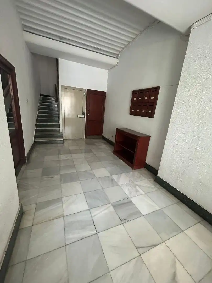 Piso en  Avenida del Ejército Español 8 - Foto 14