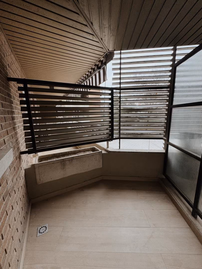 Piso en  Calle de Pedro Rico 27 - Foto 23