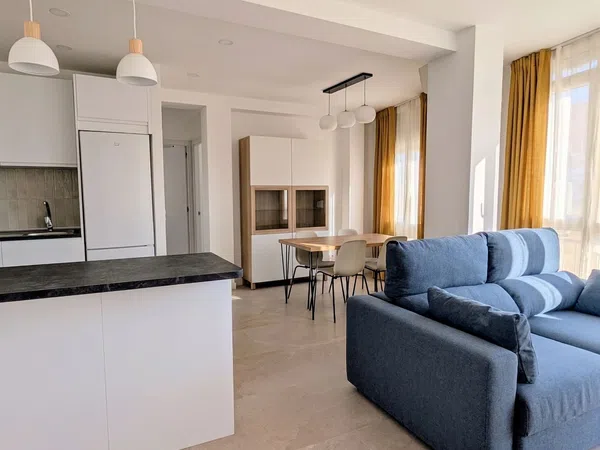 Piso en calle Séneca, 2