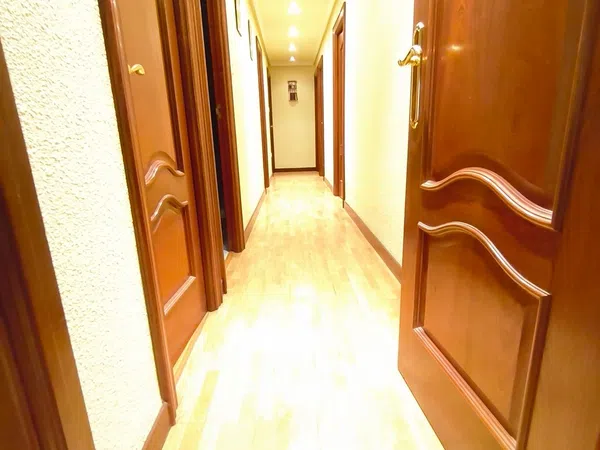Piso en avenida Alfonso IX de León, 124 - Foto 4