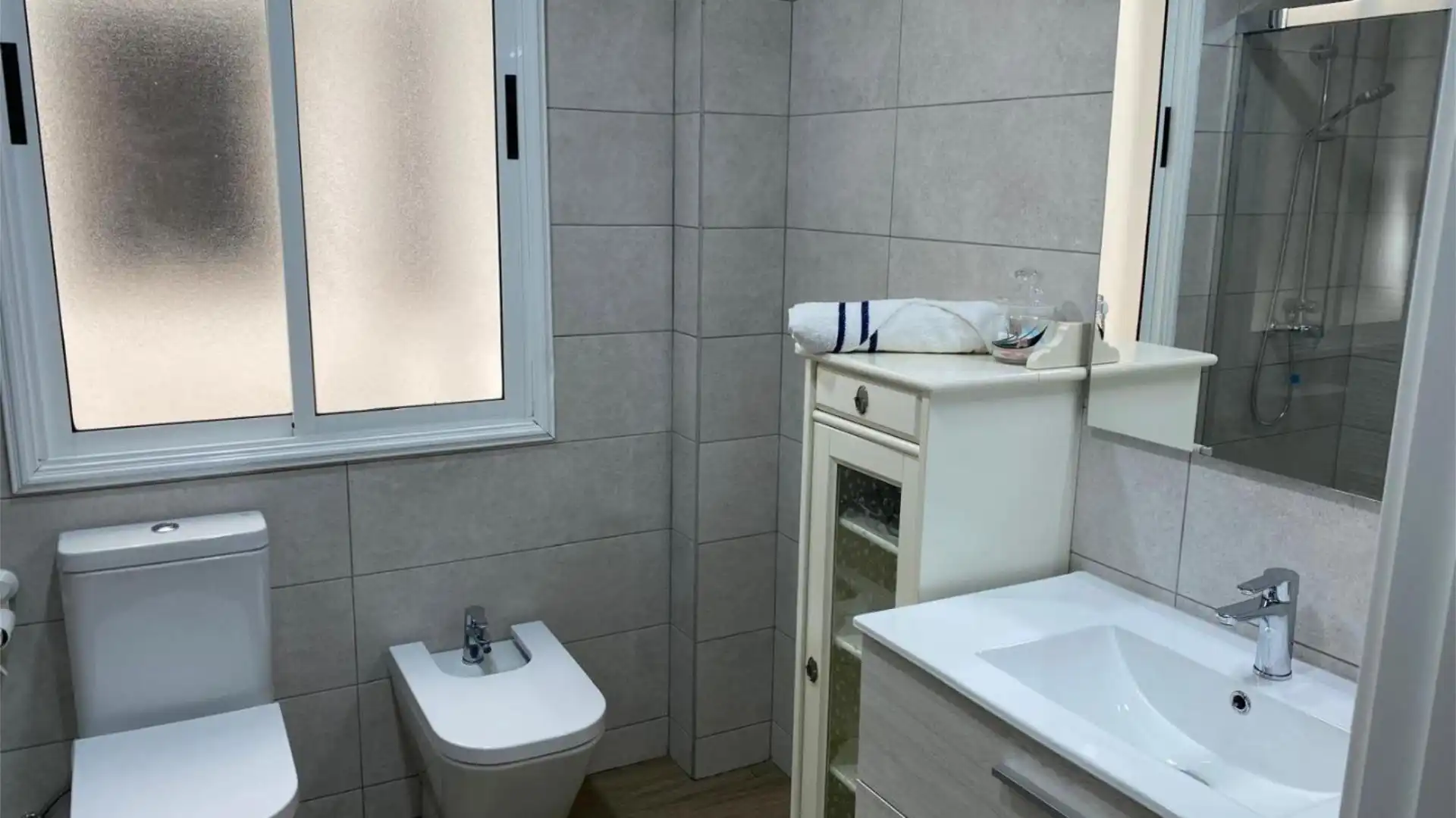 Piso en  Calle la Marina 63 - Foto 6