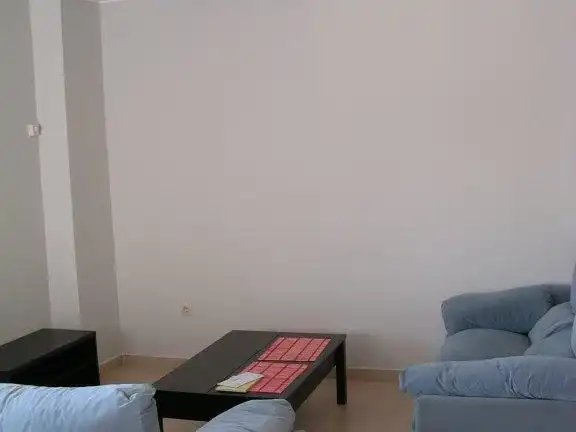 Apartamento en  Calle de Valle de Oza 16 - Foto 2