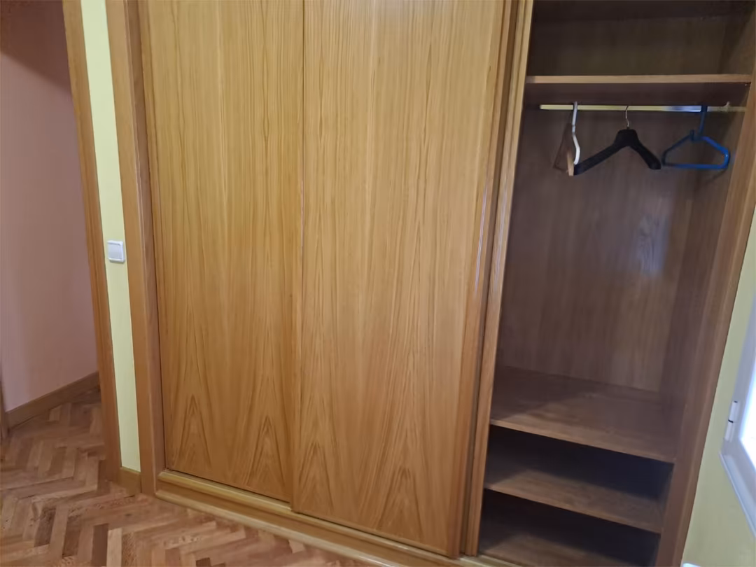 Piso en  Paseo de San Vicente 46 - Foto 2