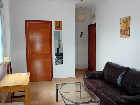 Estudio en calle San Blas, 1