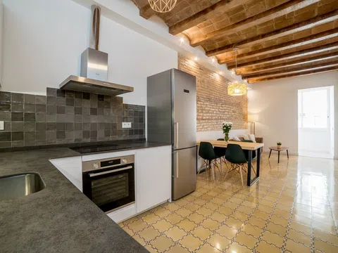 Piso en calle de la Concòrdia, 10