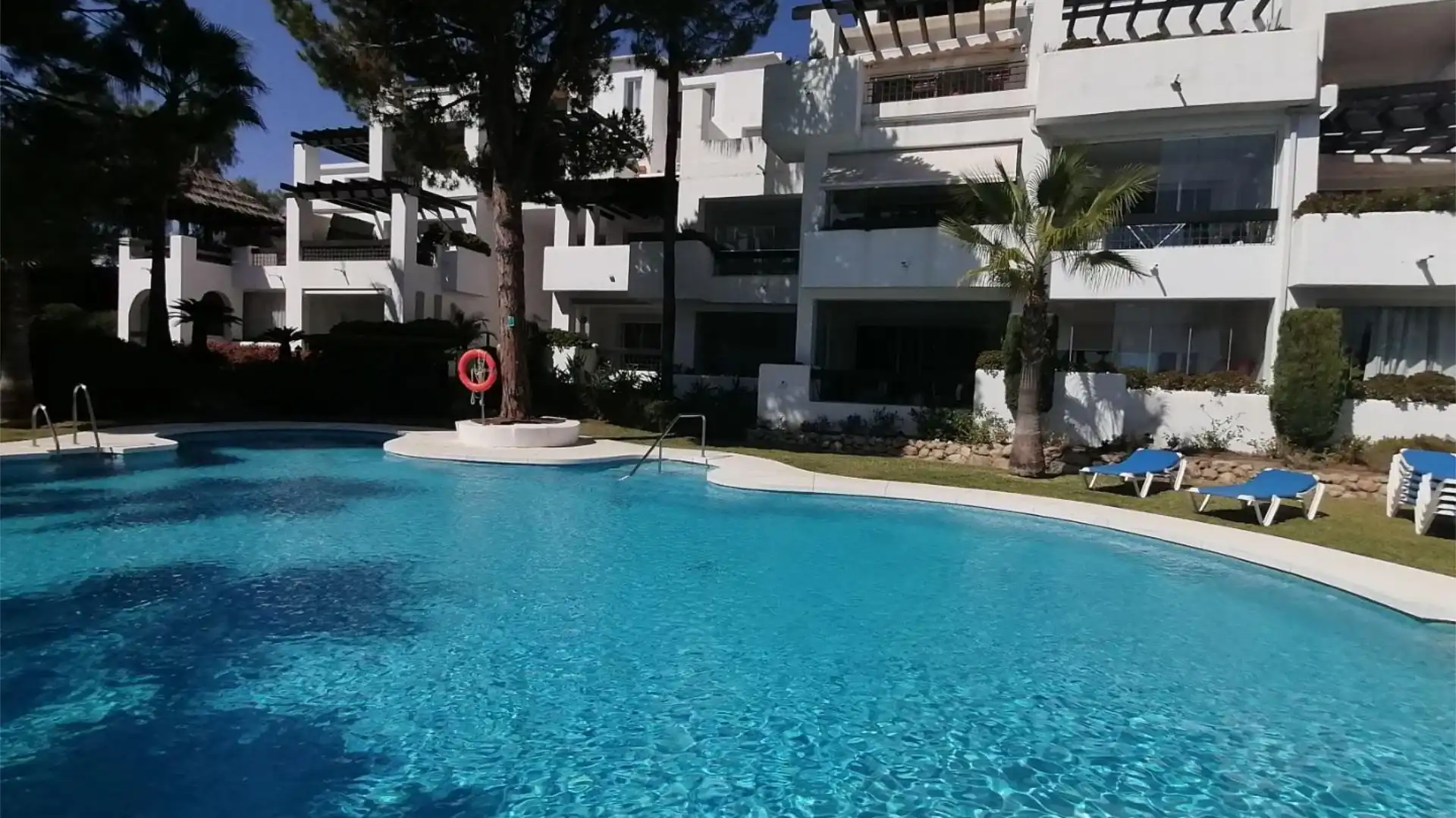 Piso en  Calle Incosol 40 - Foto 1