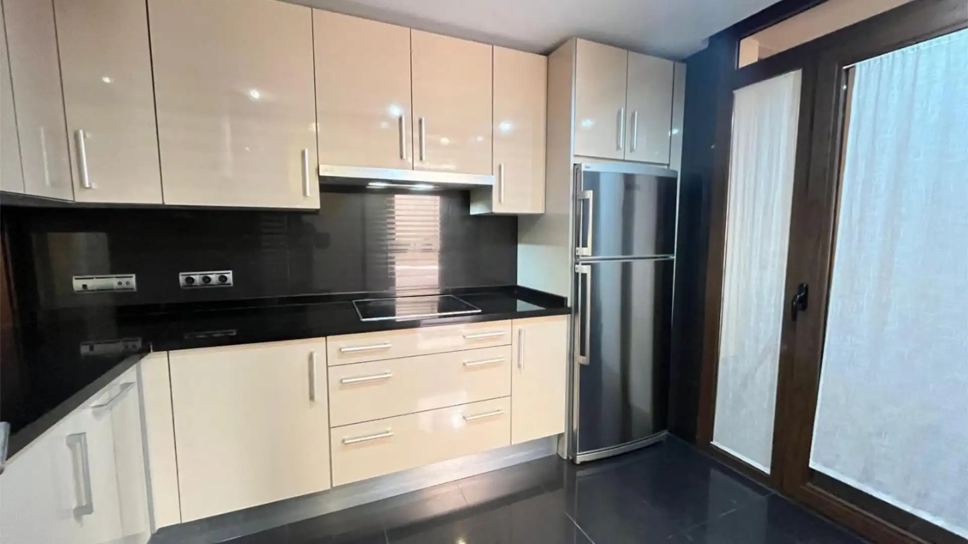 Piso en  Calle del Mare Nostrum 42 - Foto 25